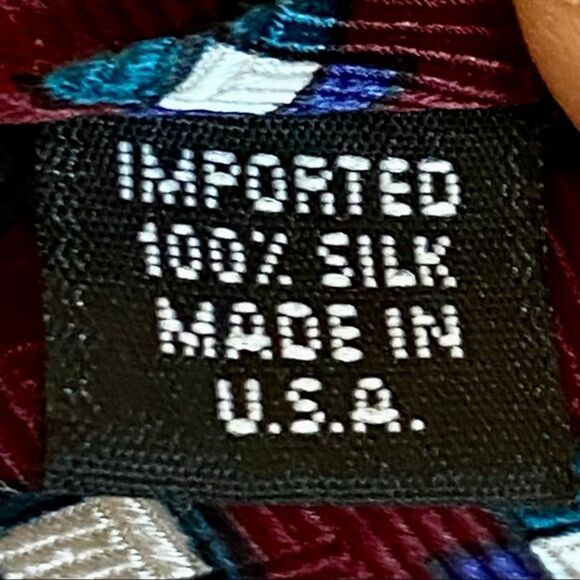 Liberty of London Imported Silk Tie - Picture 2 of 3